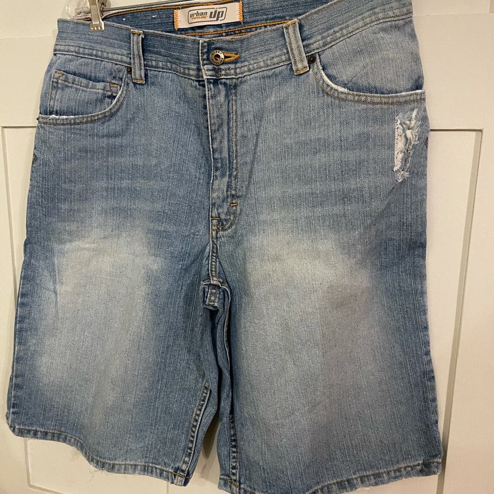 Urban Pipeline Jean shorts...32